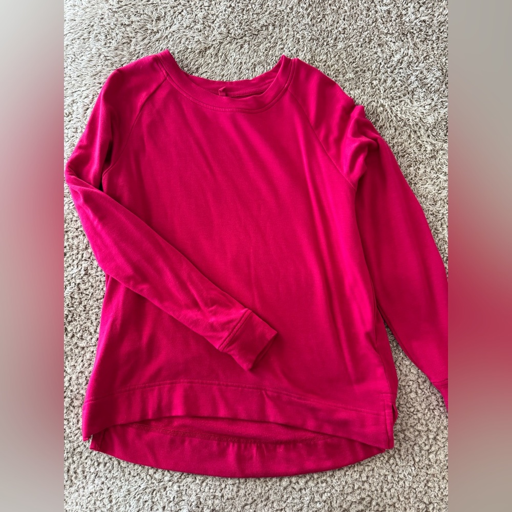 Lou and grey soft sweater top